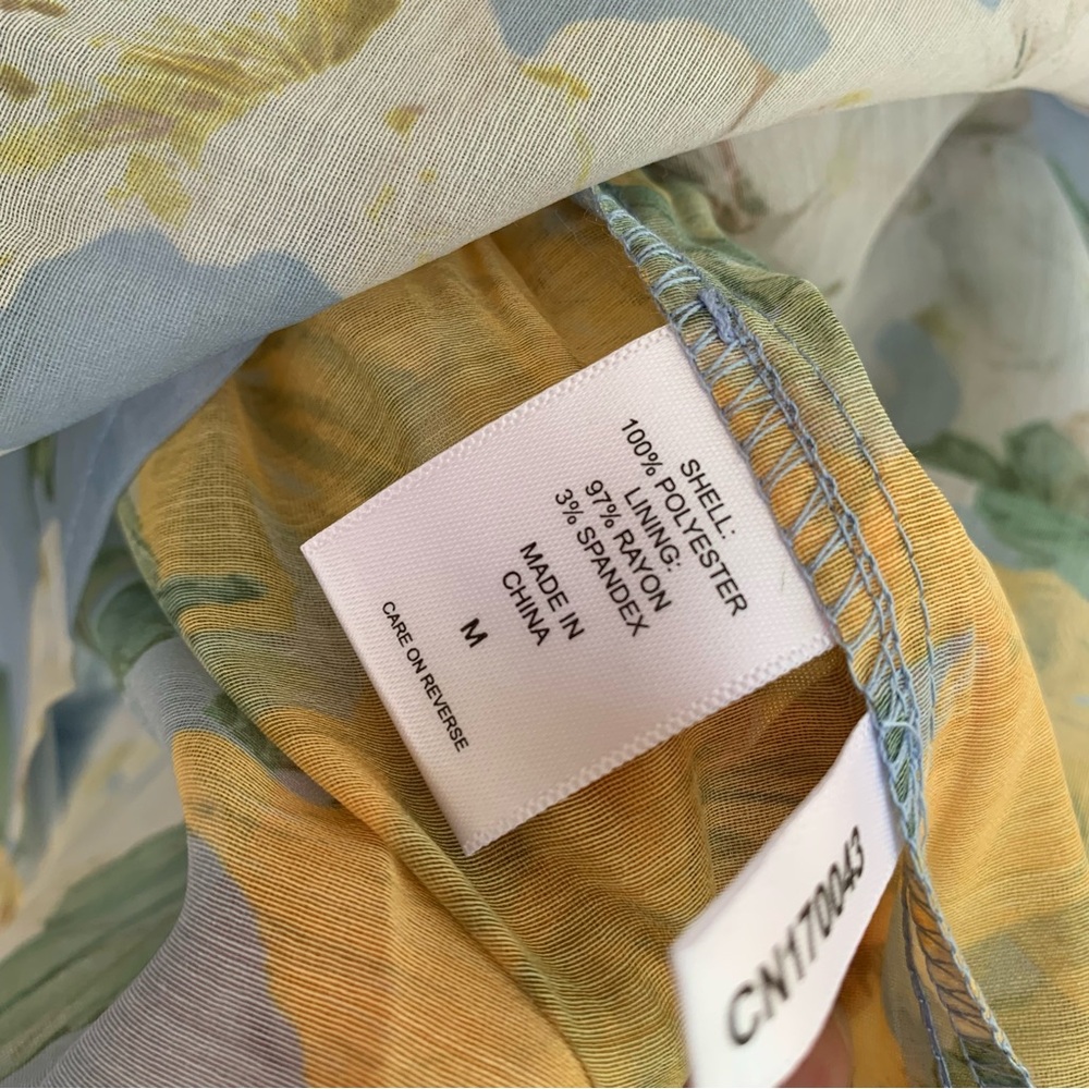 🎊 NEW YORK & COMPANY Floral Tie Sleeve Organza Baby Doll Blouse - Picture 6 of 6